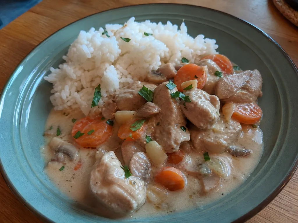 Blanquette de Veau — plated and served
