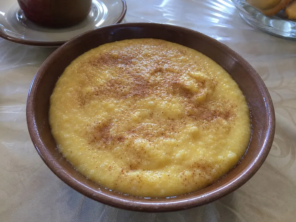 Cornmeal Porridge — plated and served