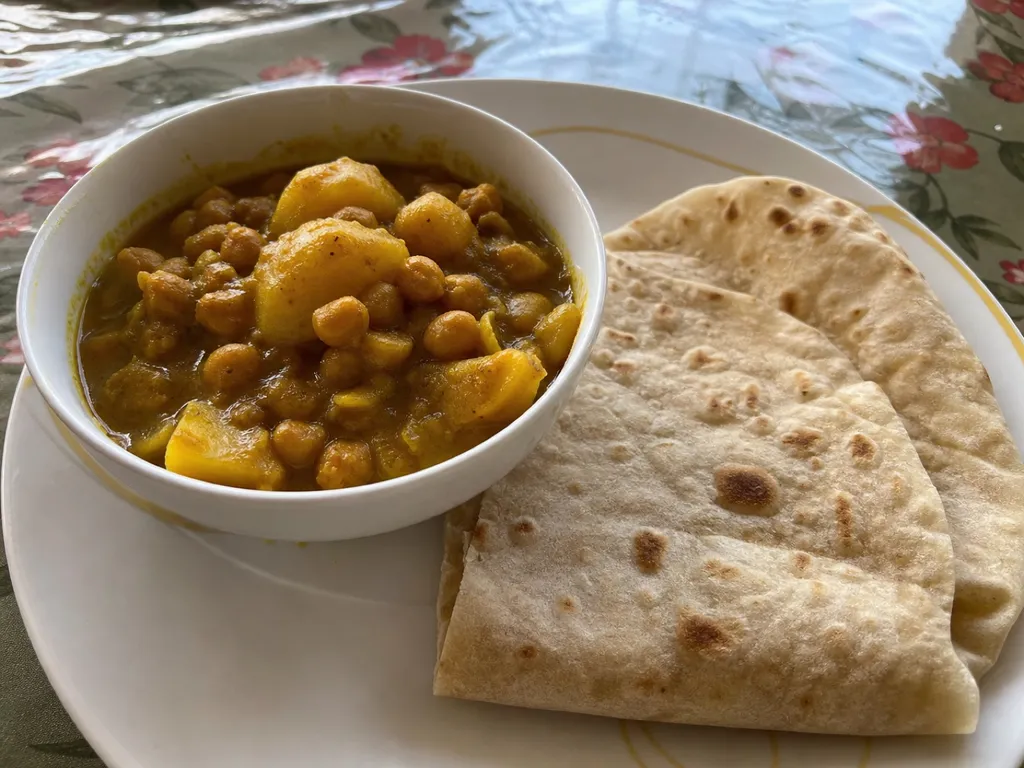 Curried Channa and Aloo — plated and served