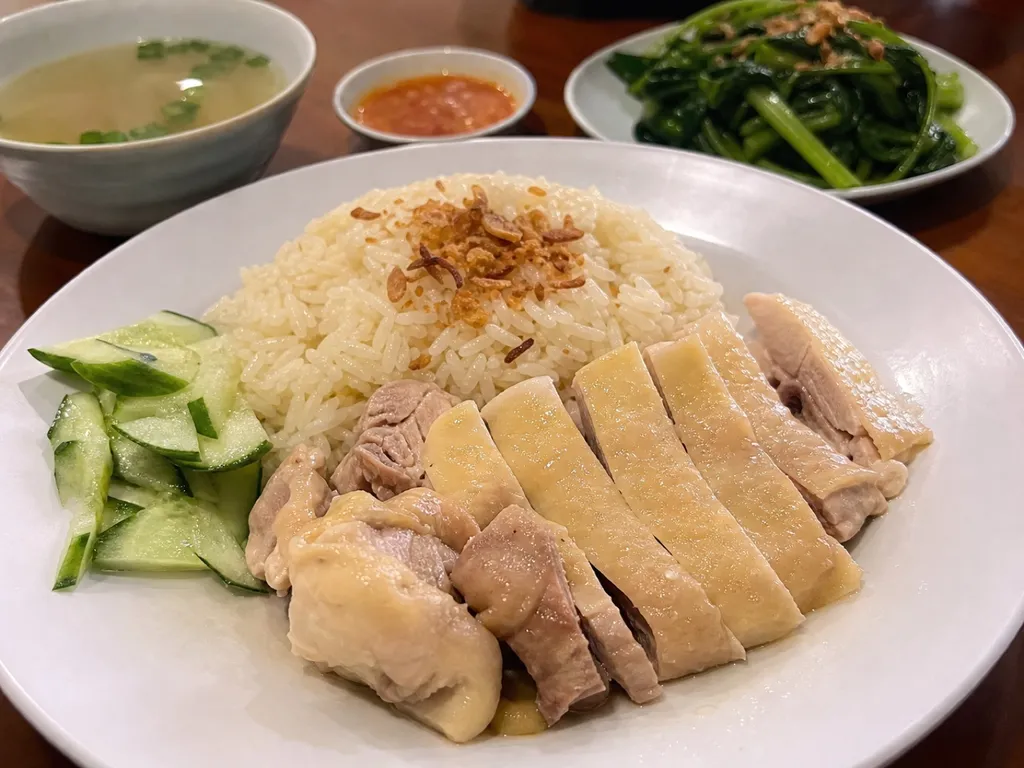 Hainanese Chicken Rice — plated and served