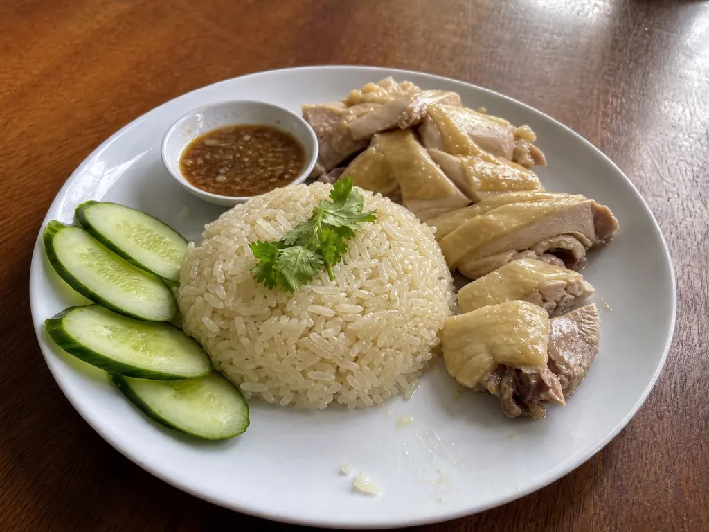 Hainanese Chicken Rice — plated and served