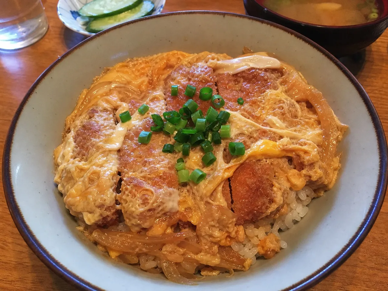 Katsudon — served