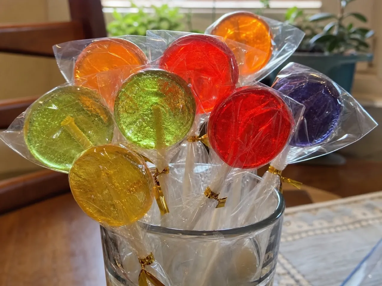 Lollipops — served