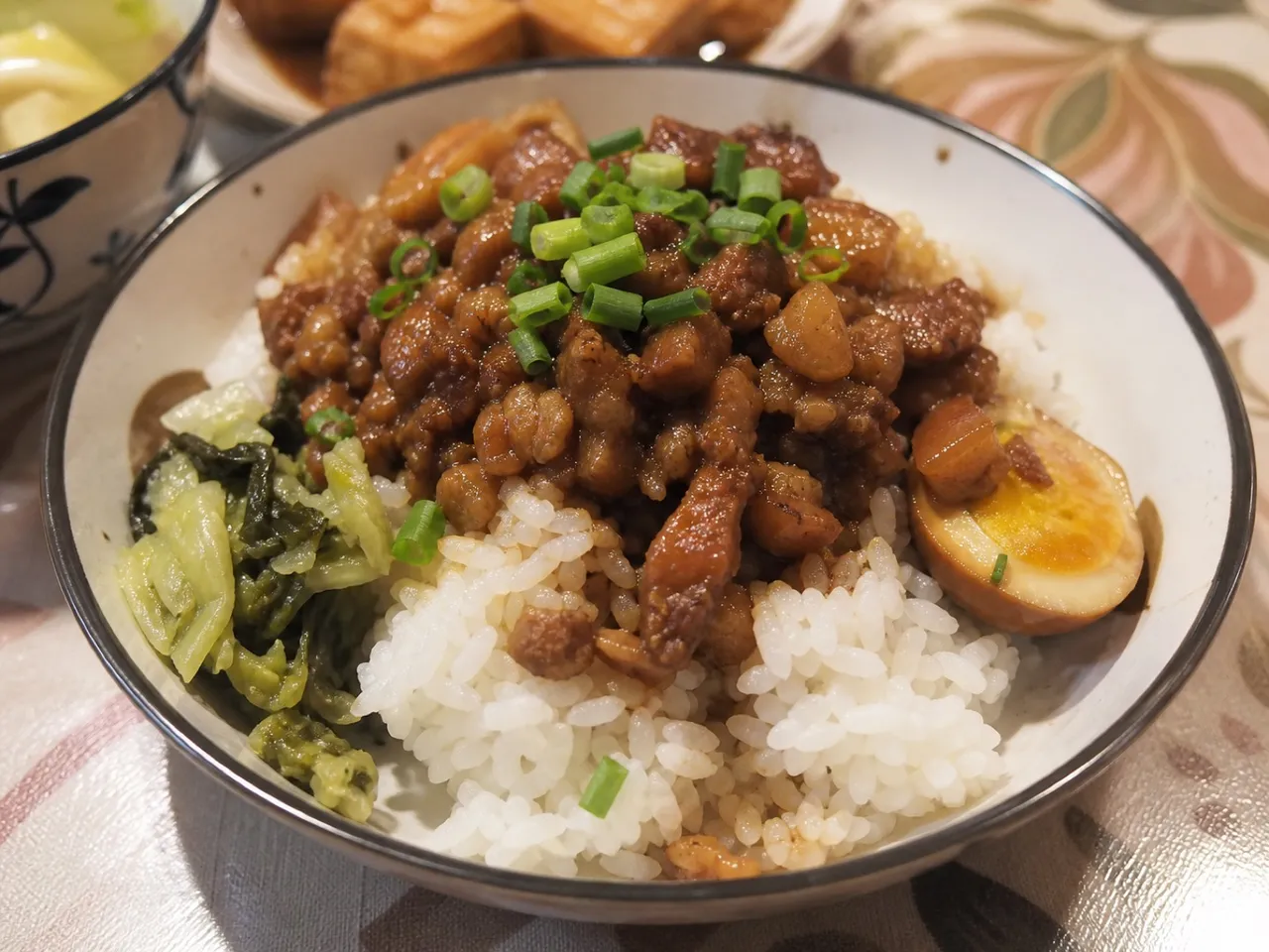 Lu Rou Fan (Braised Pork Rice) — served
