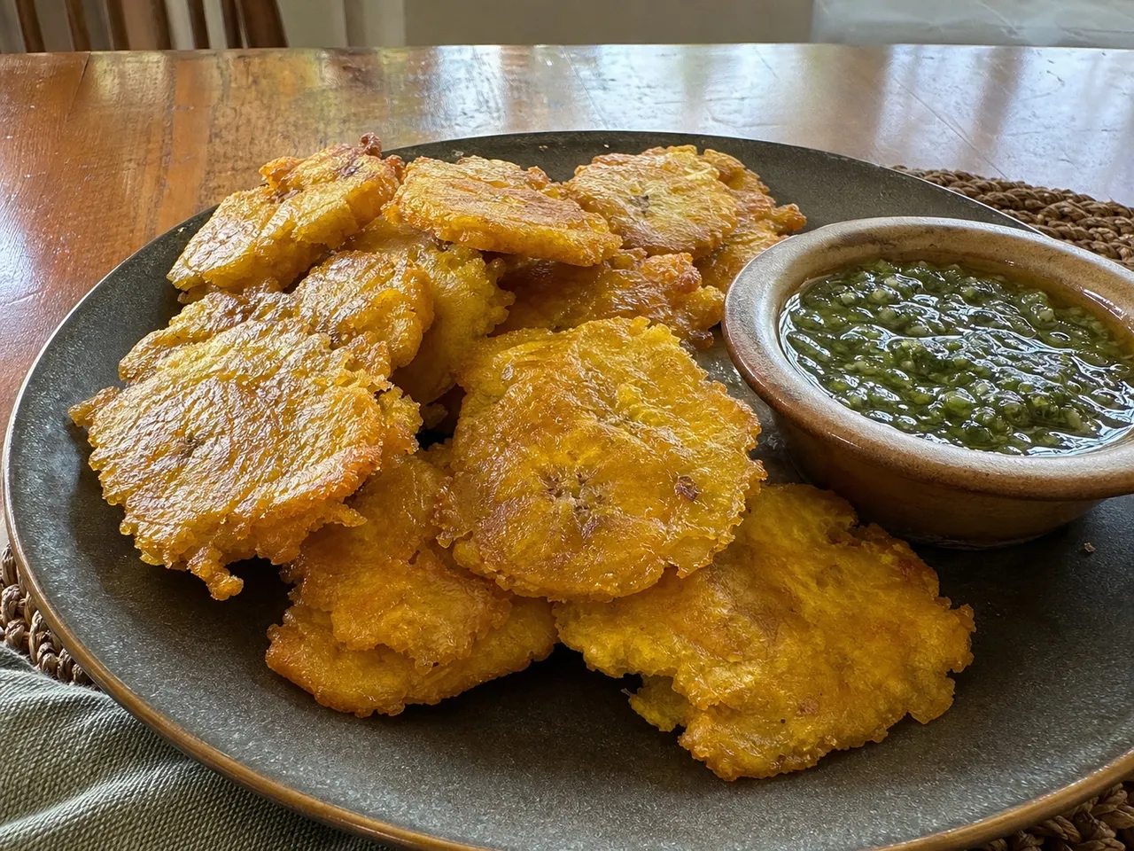 Patacones — served