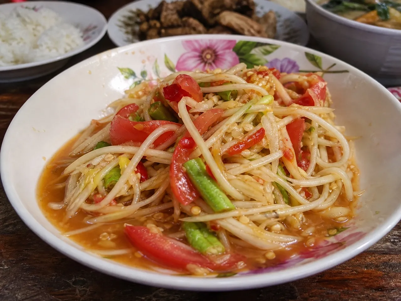 Som Tum (Papaya Salad) — served