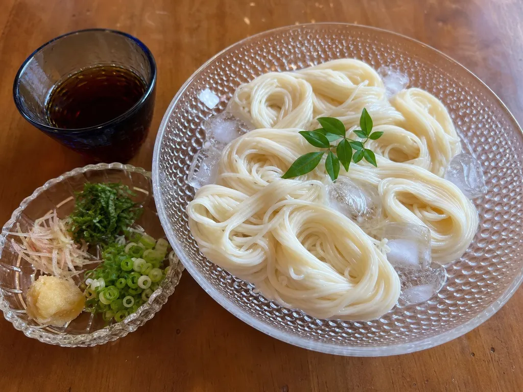 Somen — plated and served