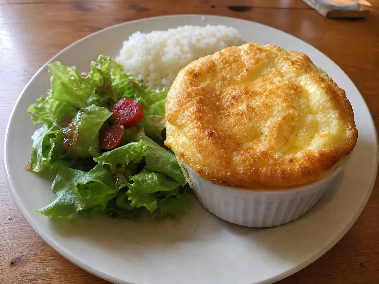 Soufflé au Fromage — served