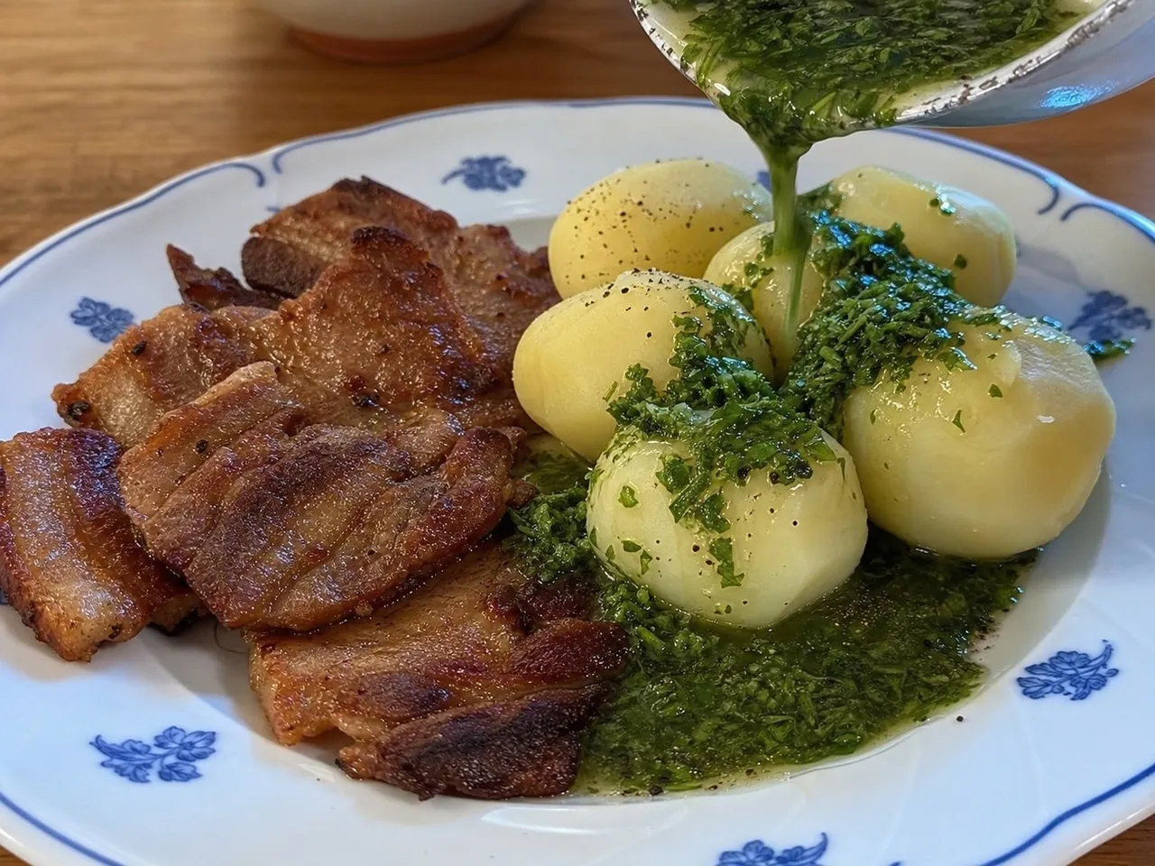 Stegt Flæsk — served