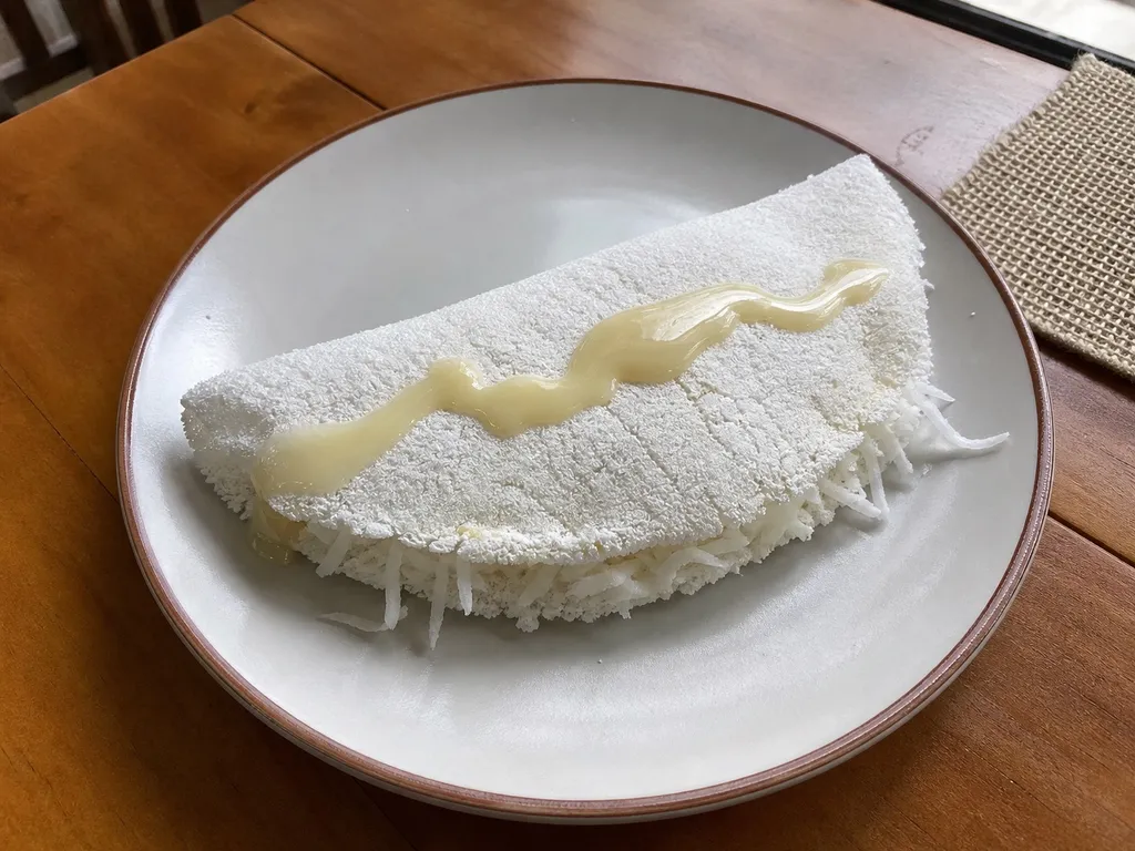 Tapioca Recheada (Stuffed Tapioca Crepe) — plated and served
