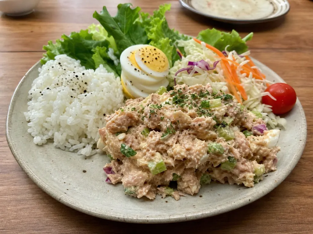 Tuna Salad Jars — plated and served