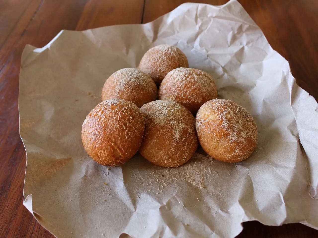 Vitumbua — served