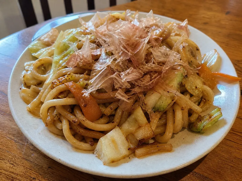 Yaki Udon — plated and served